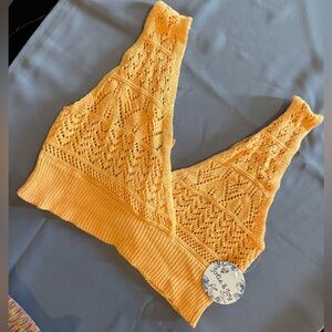 Cute Yellow Lace knit Crop Top